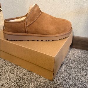 UGG Classic Slipper Women’s